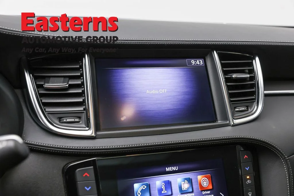 Used 2023 Gray INFINITI LUXE image 19