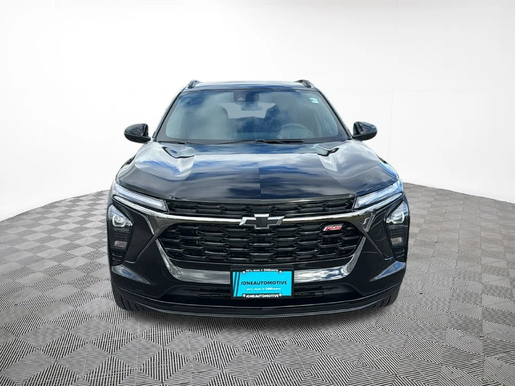 New 2026 Mosaic Black Metallic Chevrolet 2RS image 3