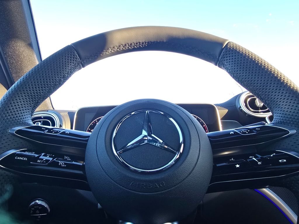 New 2026 MANUFAKTUR Alpine Grey Mercedes-Benz GLC 300 image 29