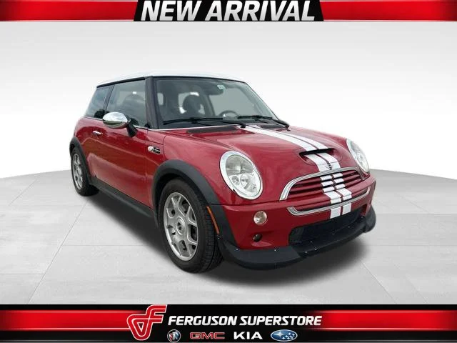 2004 MINI S