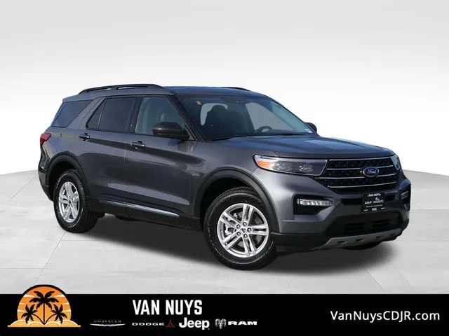 2024 Ford Explorer XLT
