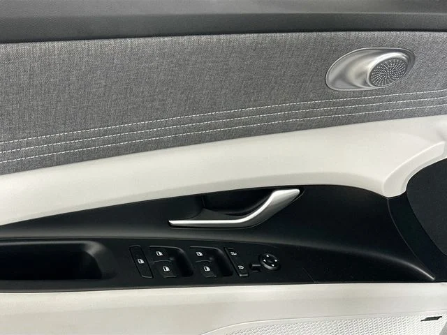 New 2026 Hyundai ELANTRA Limited