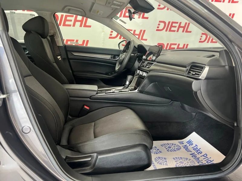 Used 2022  Honda LX image 12
