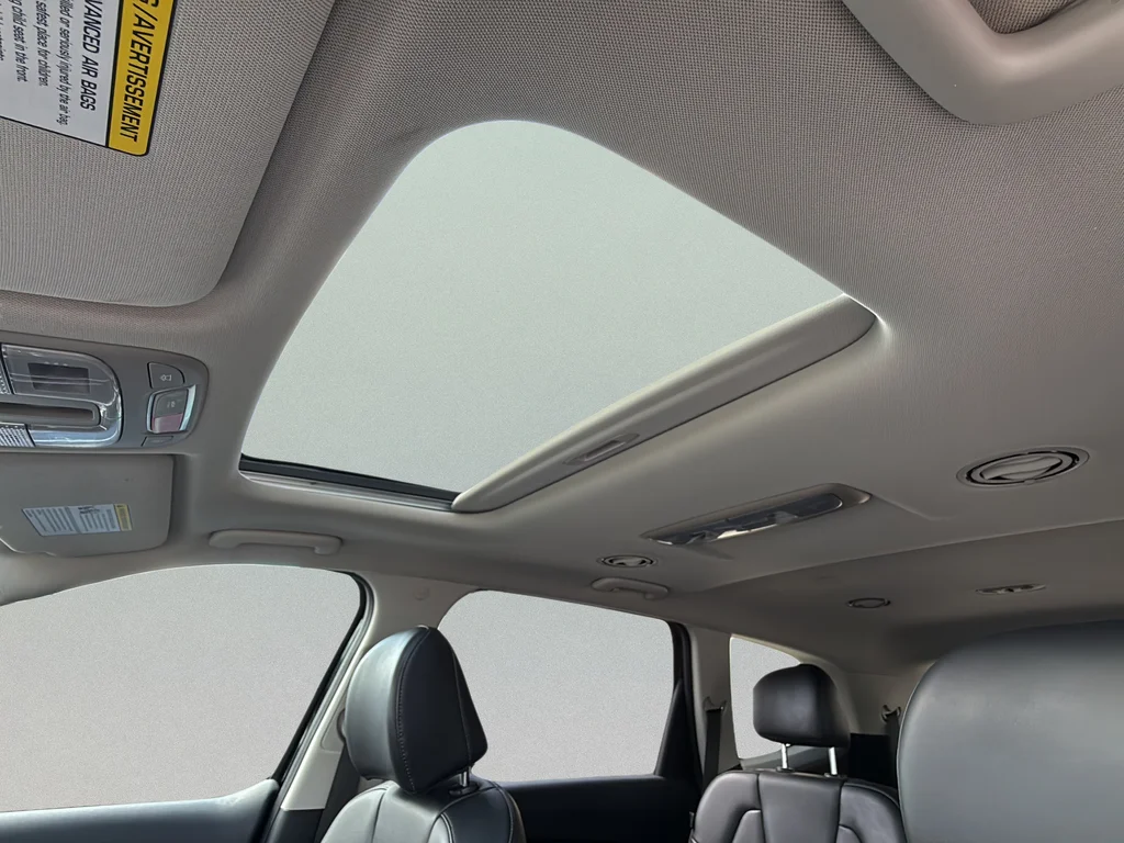 Used 2025 Ebony Black Kia S image 25