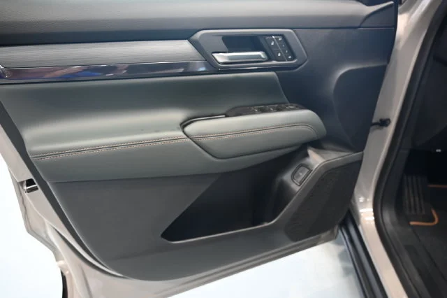 2026 GMC Terrain AT4 - Photo 25