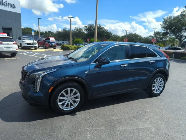 Used 2019 Blue Cadillac Luxury image 13
