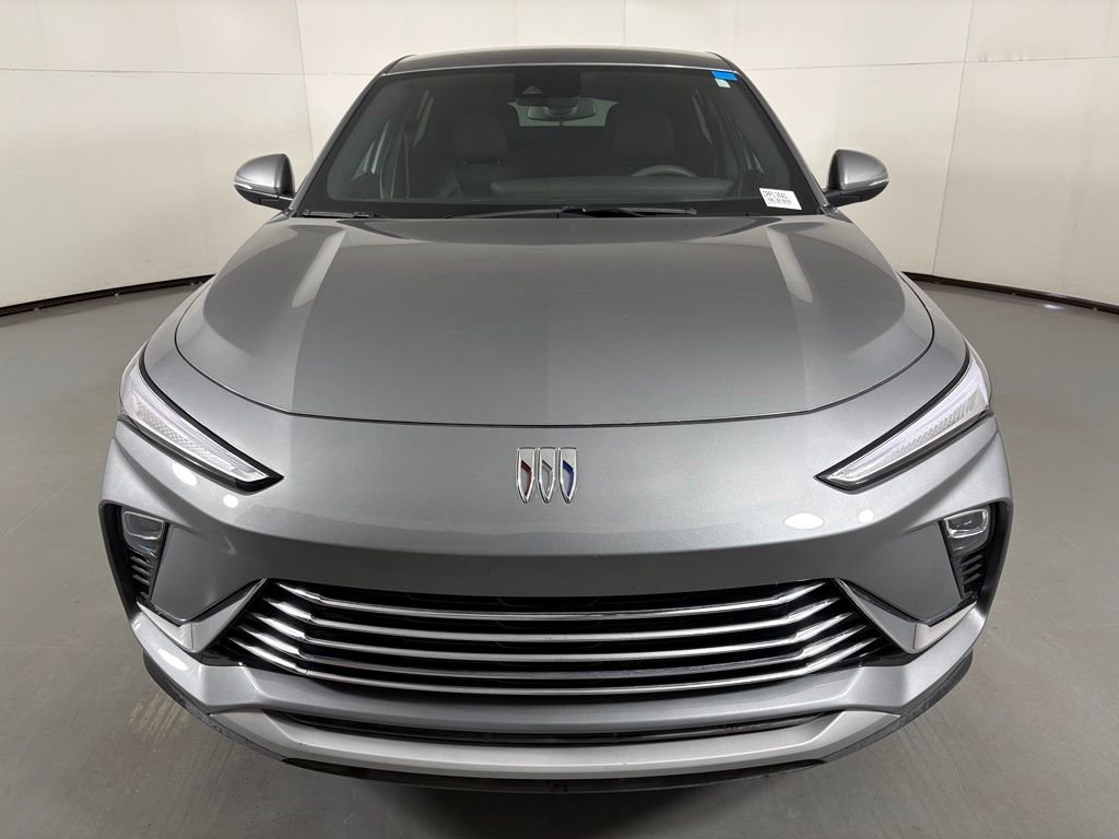 Used 2025 Gray Buick Preferred image 4