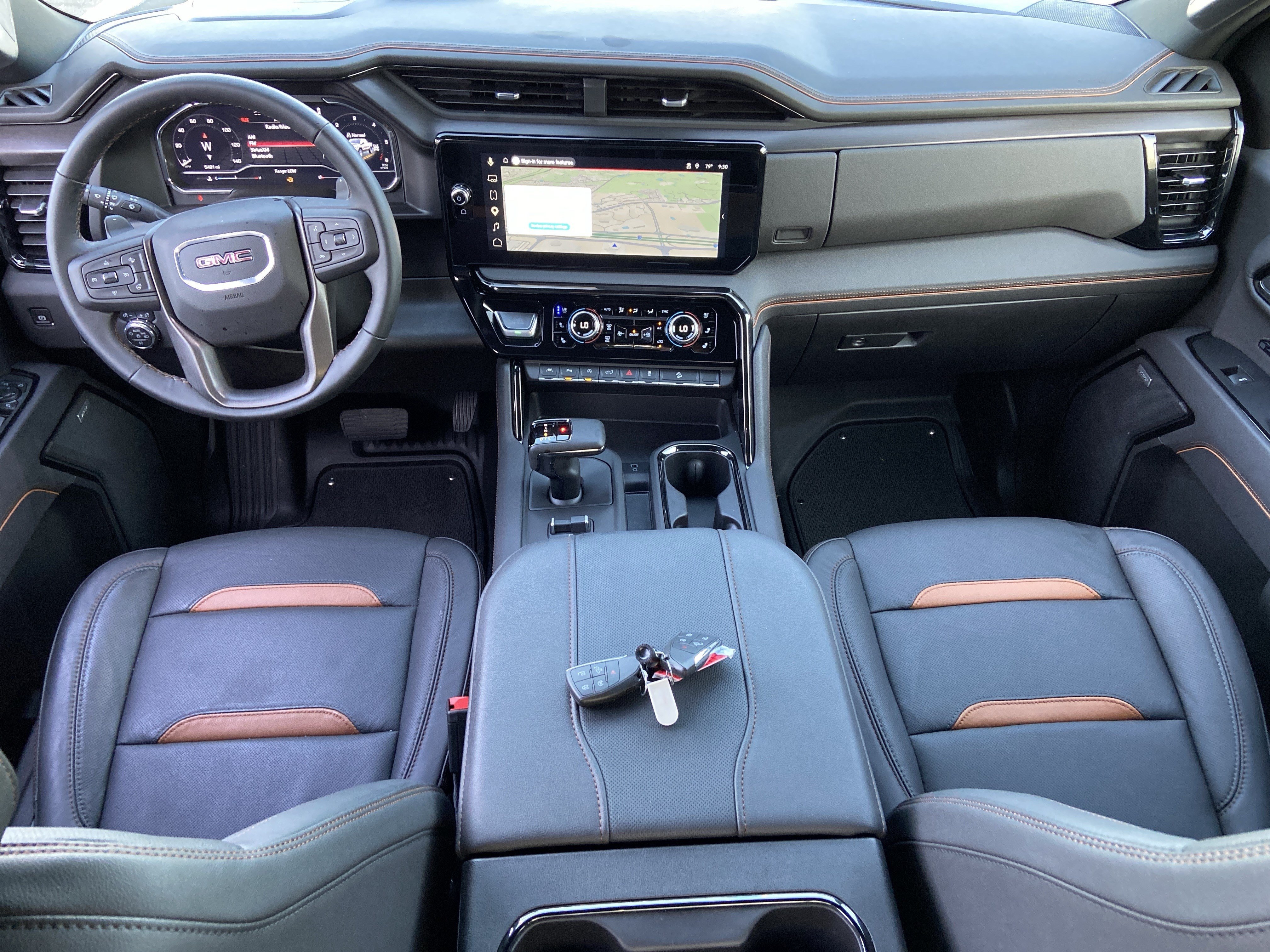 Used 2025 Summit White GMC AT4 image 51