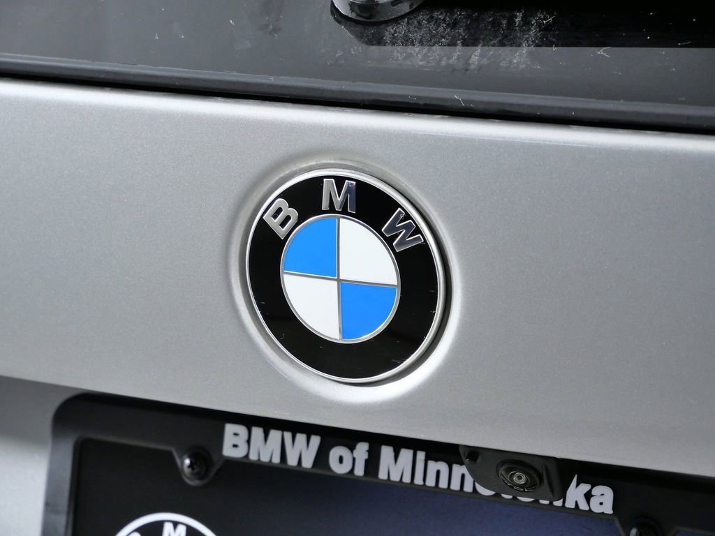 Used 2026 Space Silver Metallic BMW xDrive28i image 12