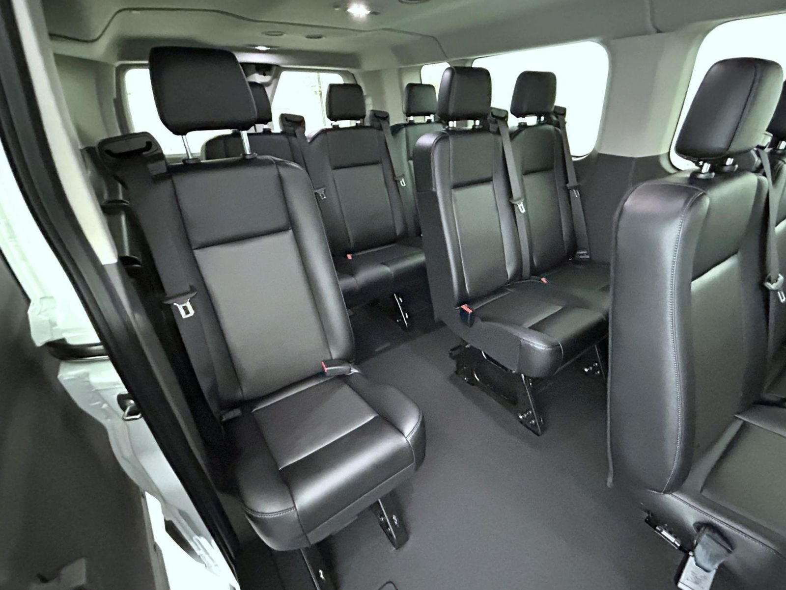 New 2026 Oxford White Ford XL image 18