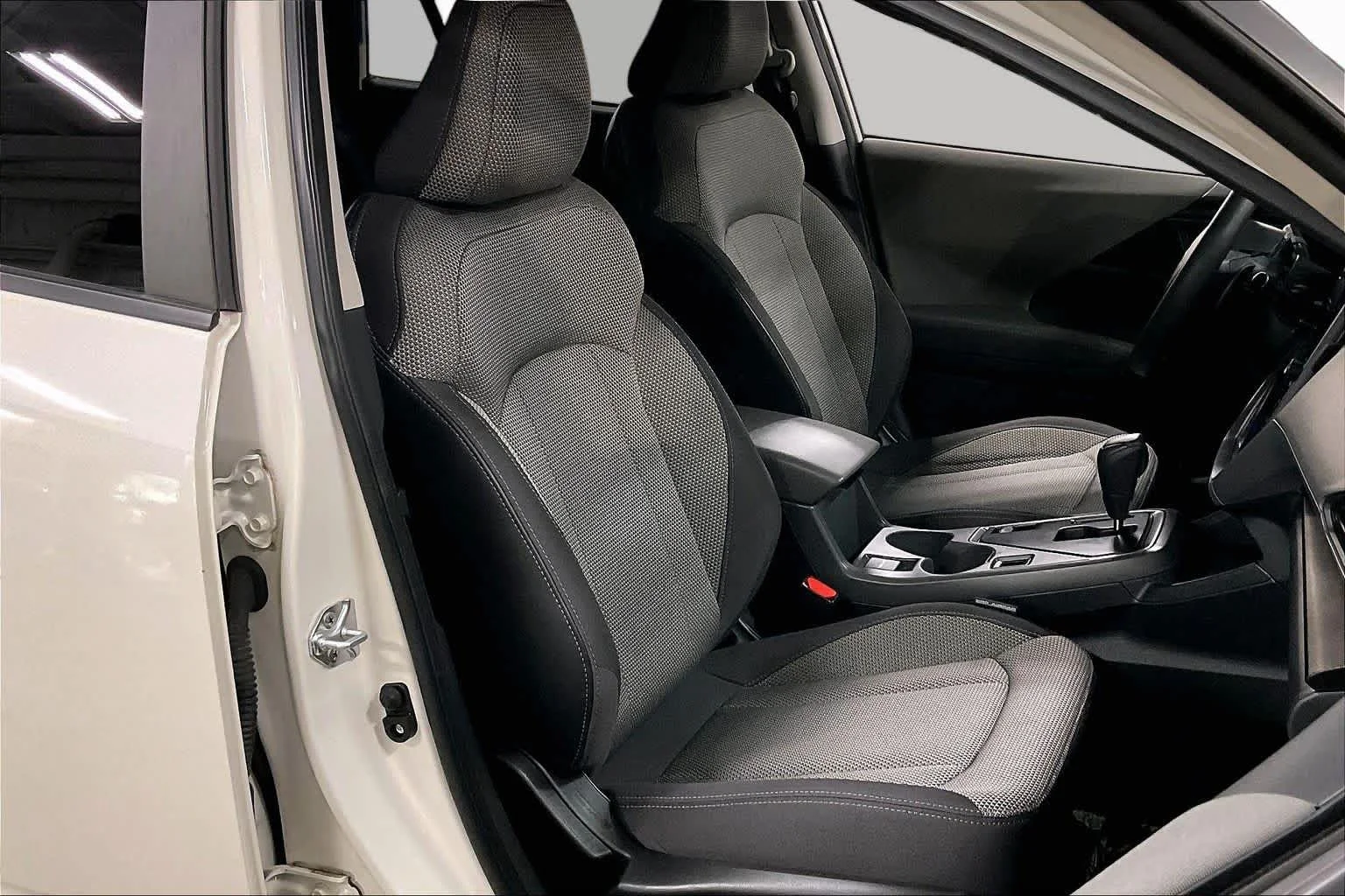 Used 2024 Crystal White Pearl Subaru Premium image 9