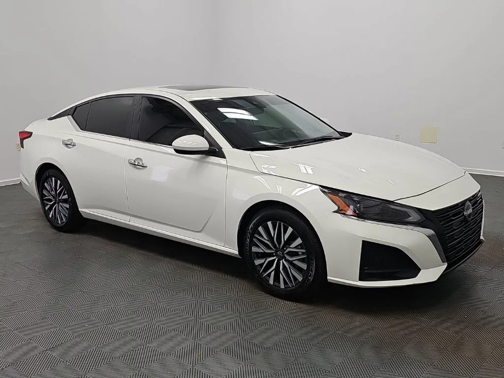 2025 Nissan Altima