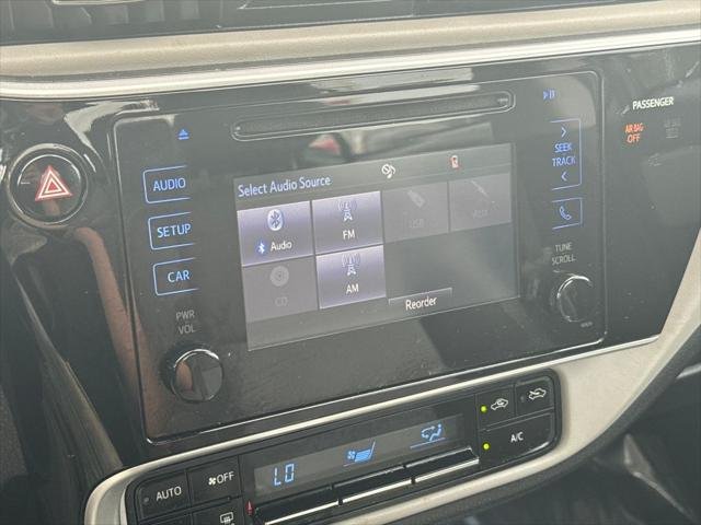 2017 Toyota Corolla LE - Photo 21