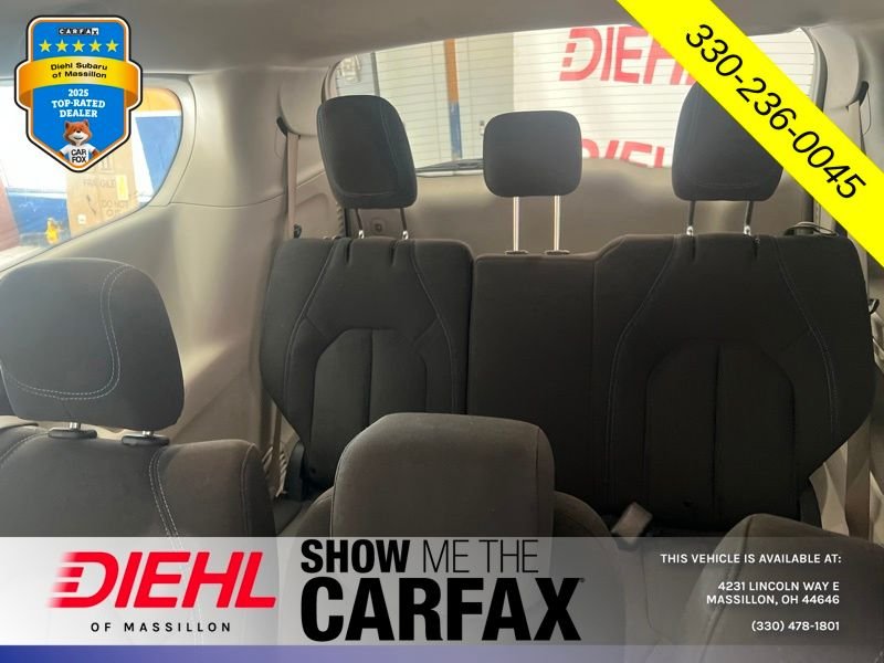 Used 2021 Gray Chrysler Touring image 19