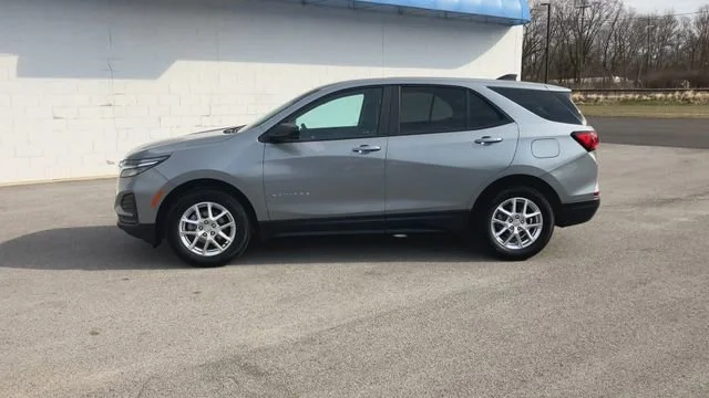 2024 Chevrolet Equinox LS - Photo 5