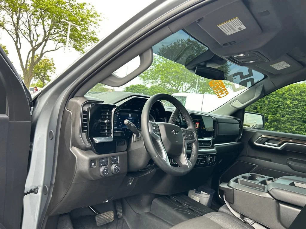2025 Chevrolet Silverado 1500 RST - Photo 20