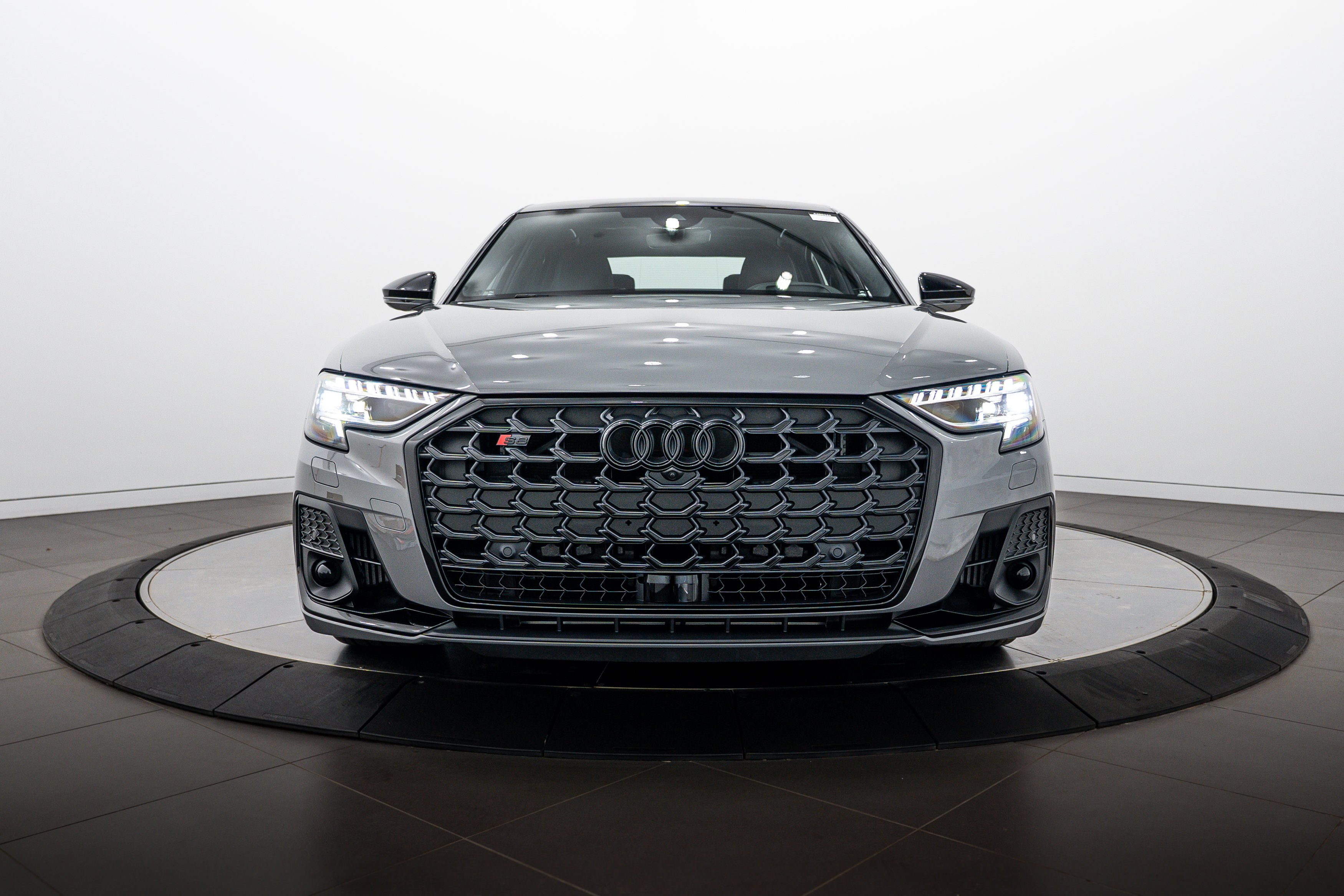 New 2026 Gray Audi 4.0T image 29
