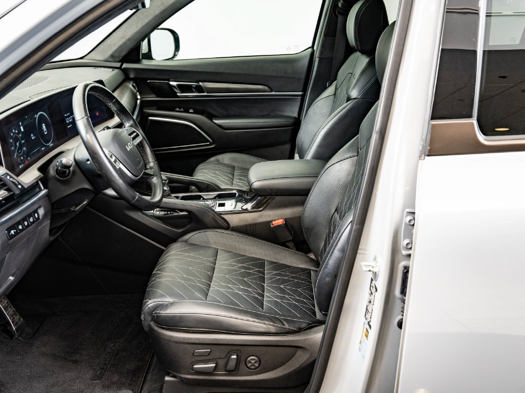 Used 2023 Wolf Gray Kia SX-Prestige X-Line image 22
