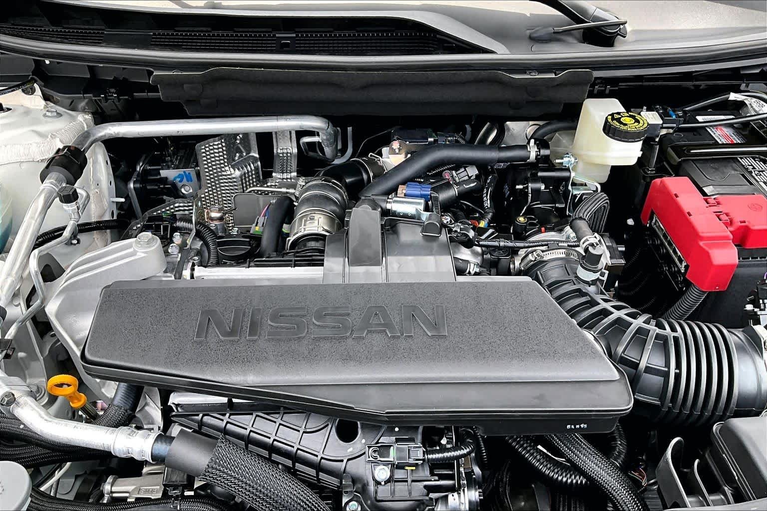 New 2026 Everest White Pearl TriCoat Nissan Dark Armor image 17