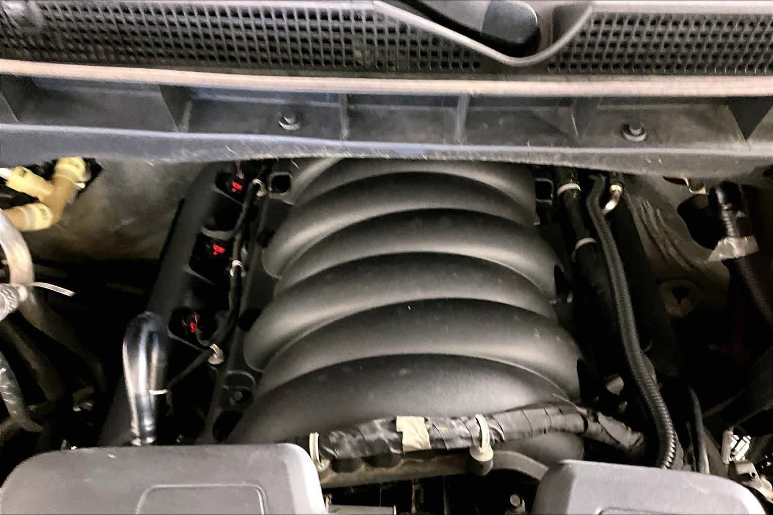 Used 2023 Volcanic Red Tintcoat GMC AT4 image 32