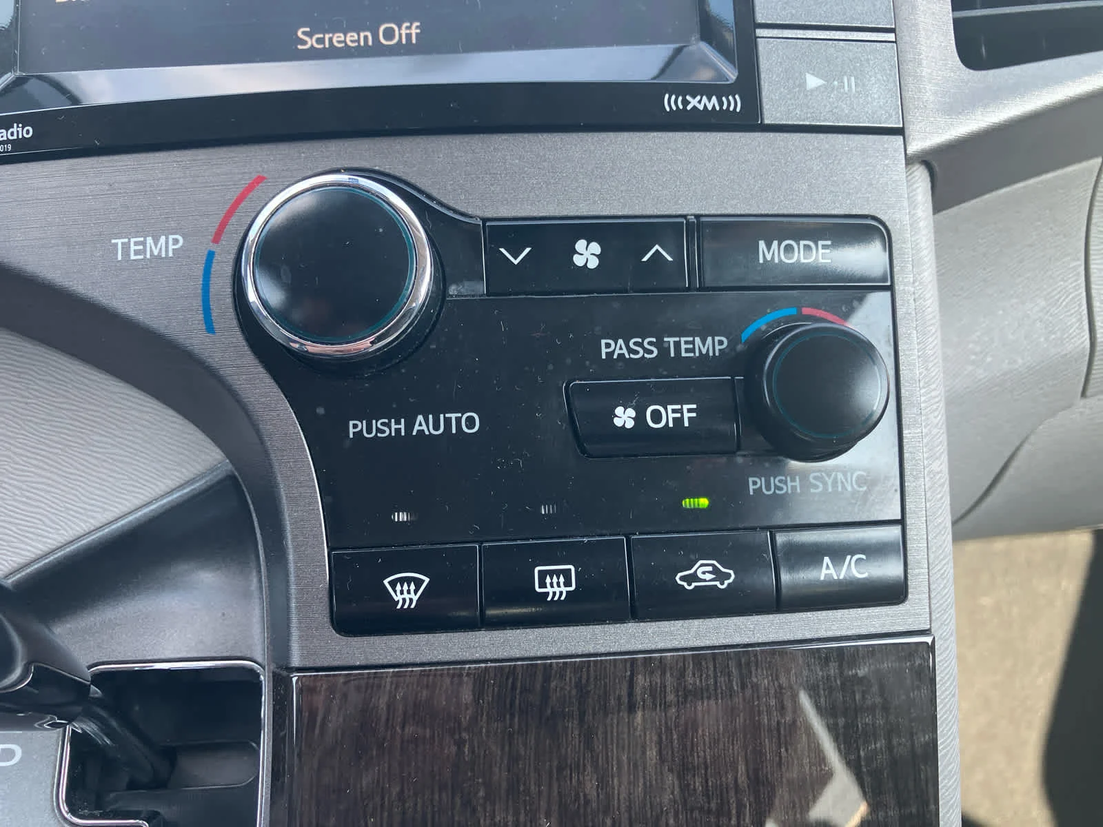 Used 2015 Cosmic Gray Mica Toyota LE image 20