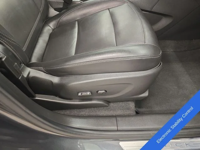 Used 2017 Graphite Gray Metallic Buick Essence image 10
