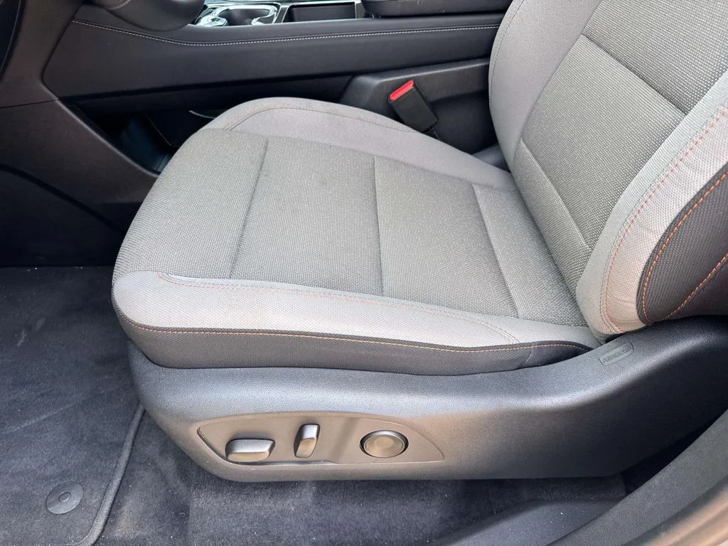 Used 2026 Gray Chevrolet LT image 23