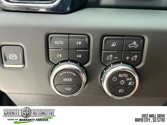 Used 2024 Onyx Black GMC Denali Ultimate image 33