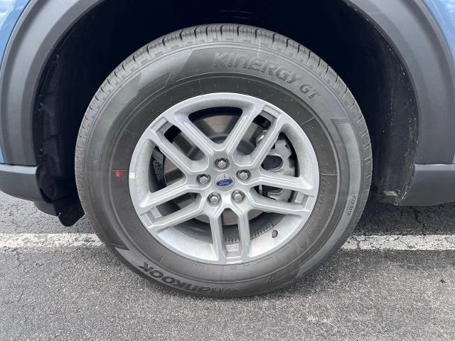 New 2026 Vapor Blue Metallic Ford Active image 64