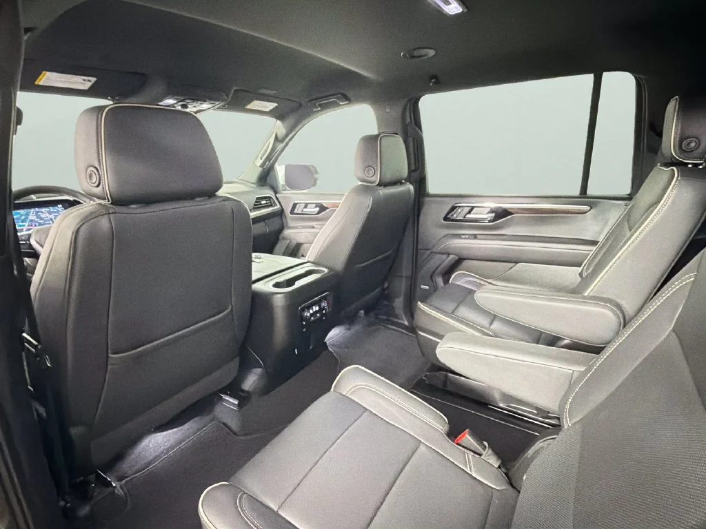 Used 2026 Black Chevrolet Premier image 29