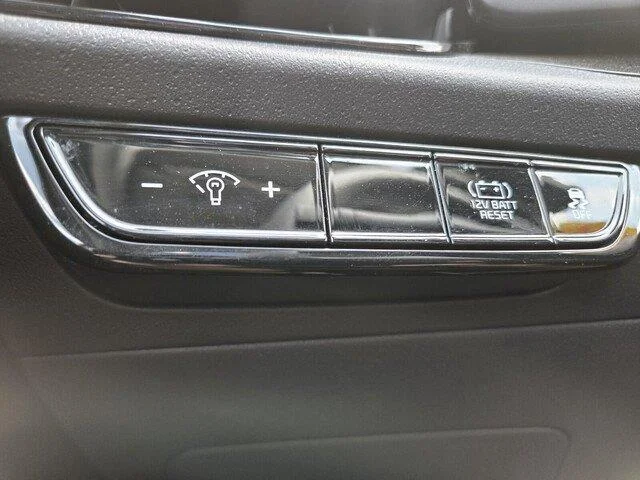 Used 2025 Interstellar Gray Kia LX image 14