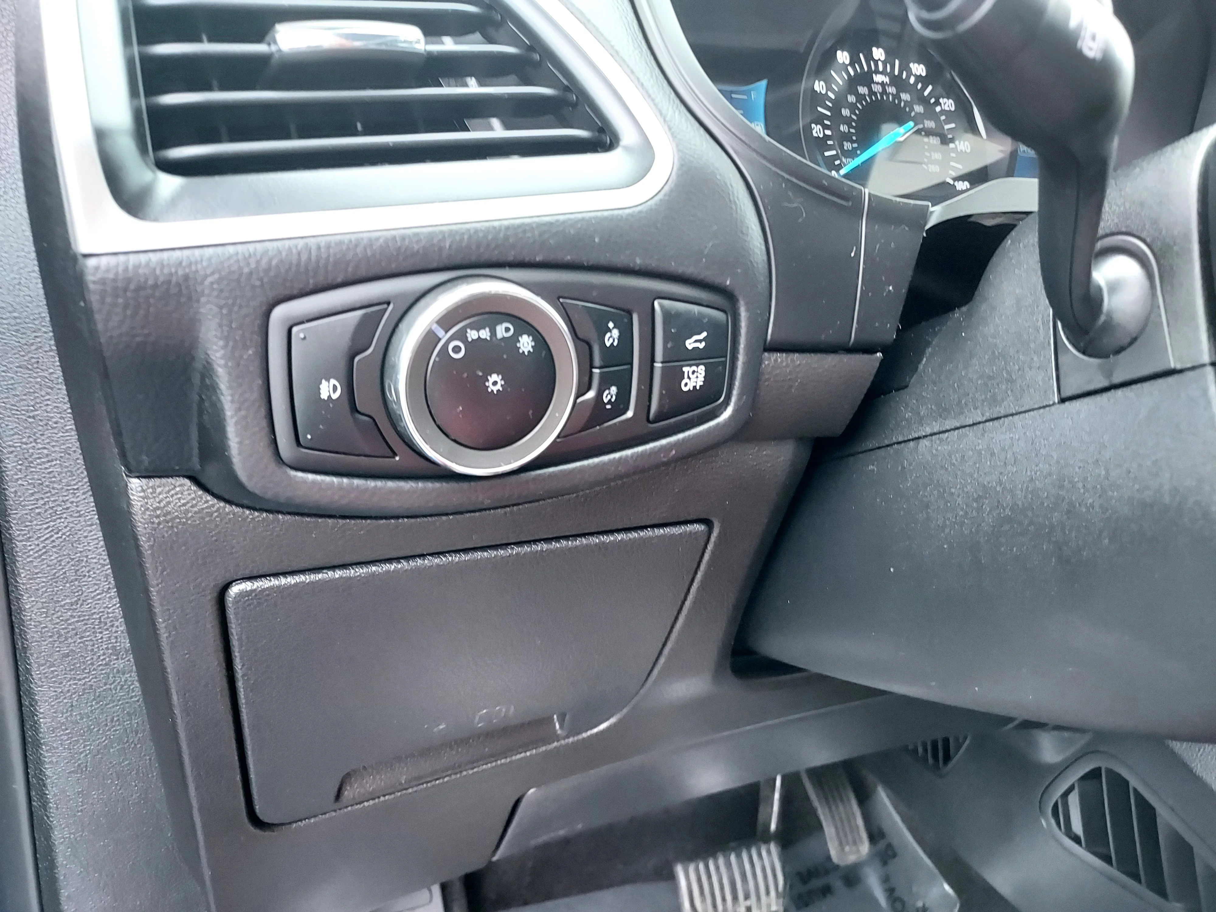 Used 2024 Blue Ford SEL image 37