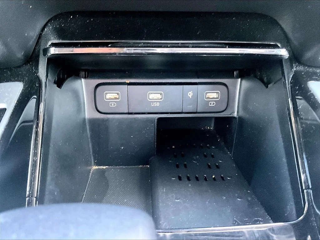Certified Used 2023 Gray Kia SX image 21