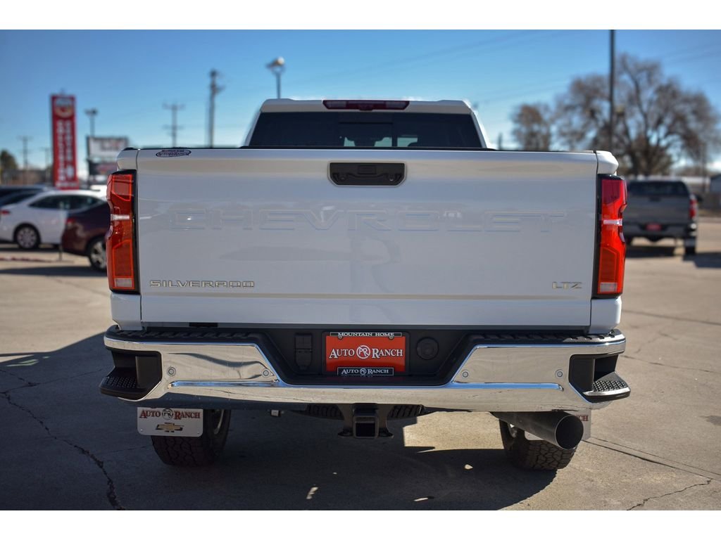 2025 Chevrolet Silverado 3500 HD LTZ - Photo 7
