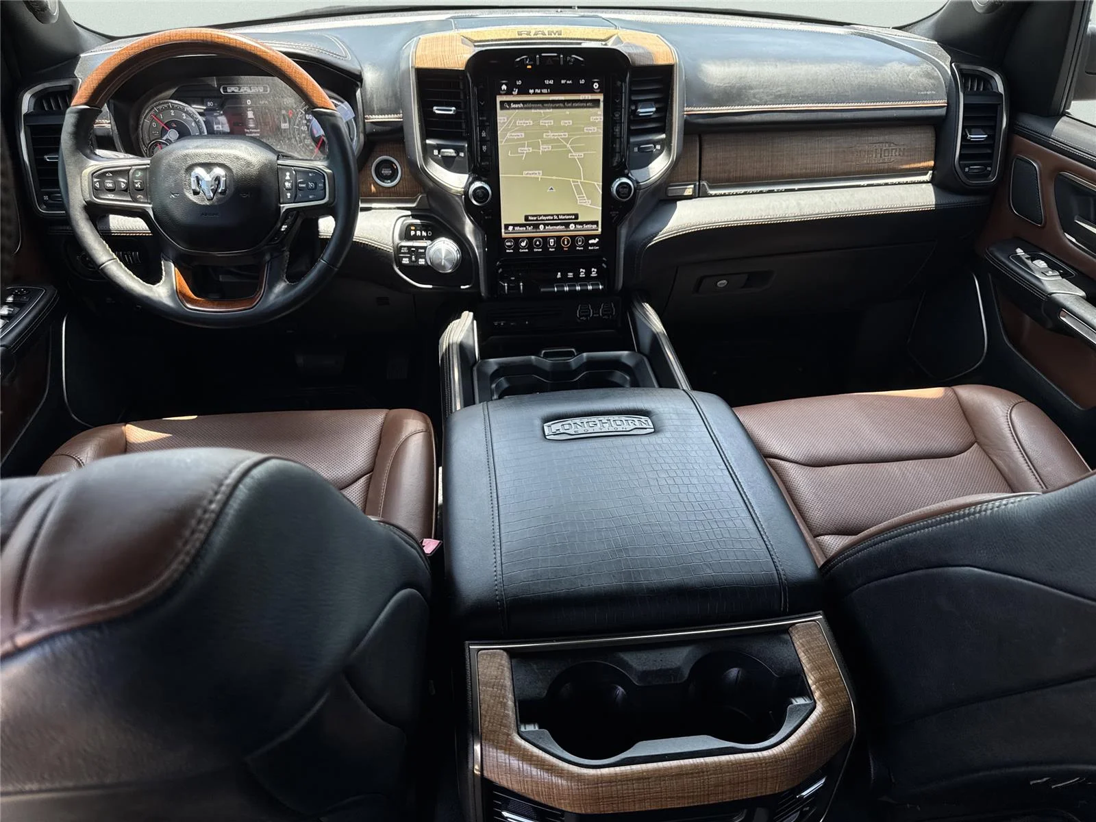 Used 2019 Diamond Black Crystal Pearlcoat Ram Longhorn image 13