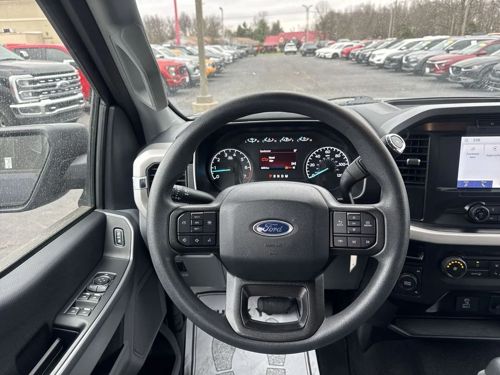 Used 2023 Blue Ford XLT image 14