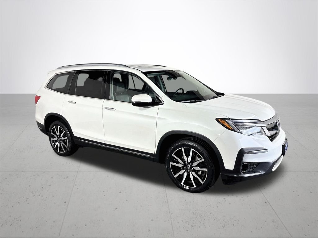 Used 2022 White Honda Touring image 4