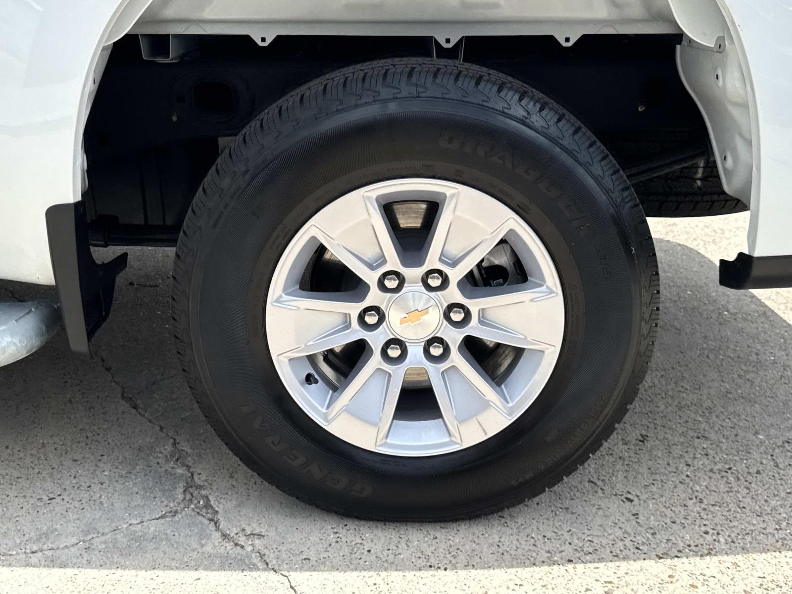 Used 2025 Summit White Chevrolet Work Truck image 4