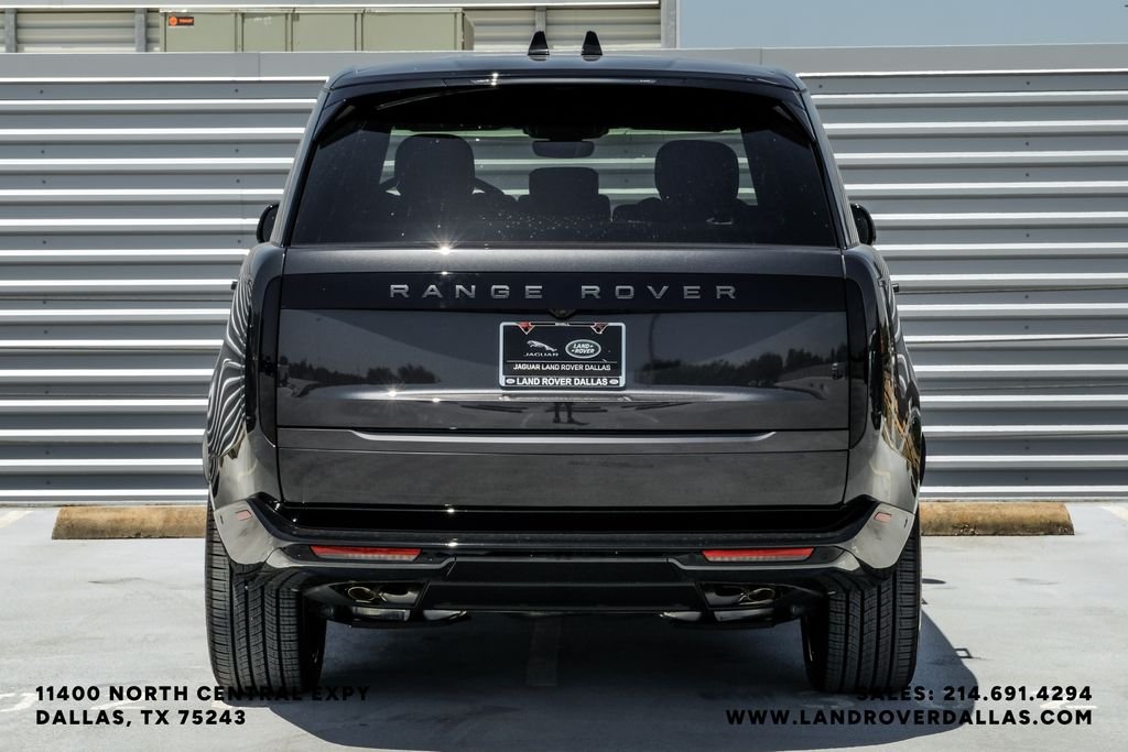 New 2026 Carpathian Gray Land Rover SE image 6