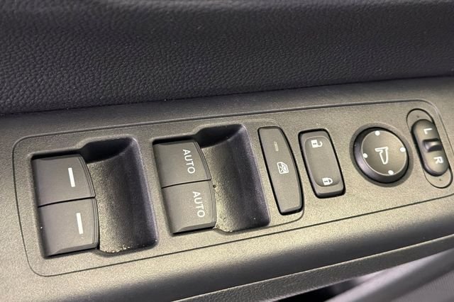Used 2025 Crystal Black Pearl Honda EX image 16
