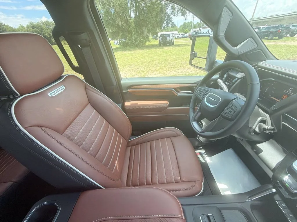 New 2026 Glacier White Tricoat GMC Denali Ultimate image 13