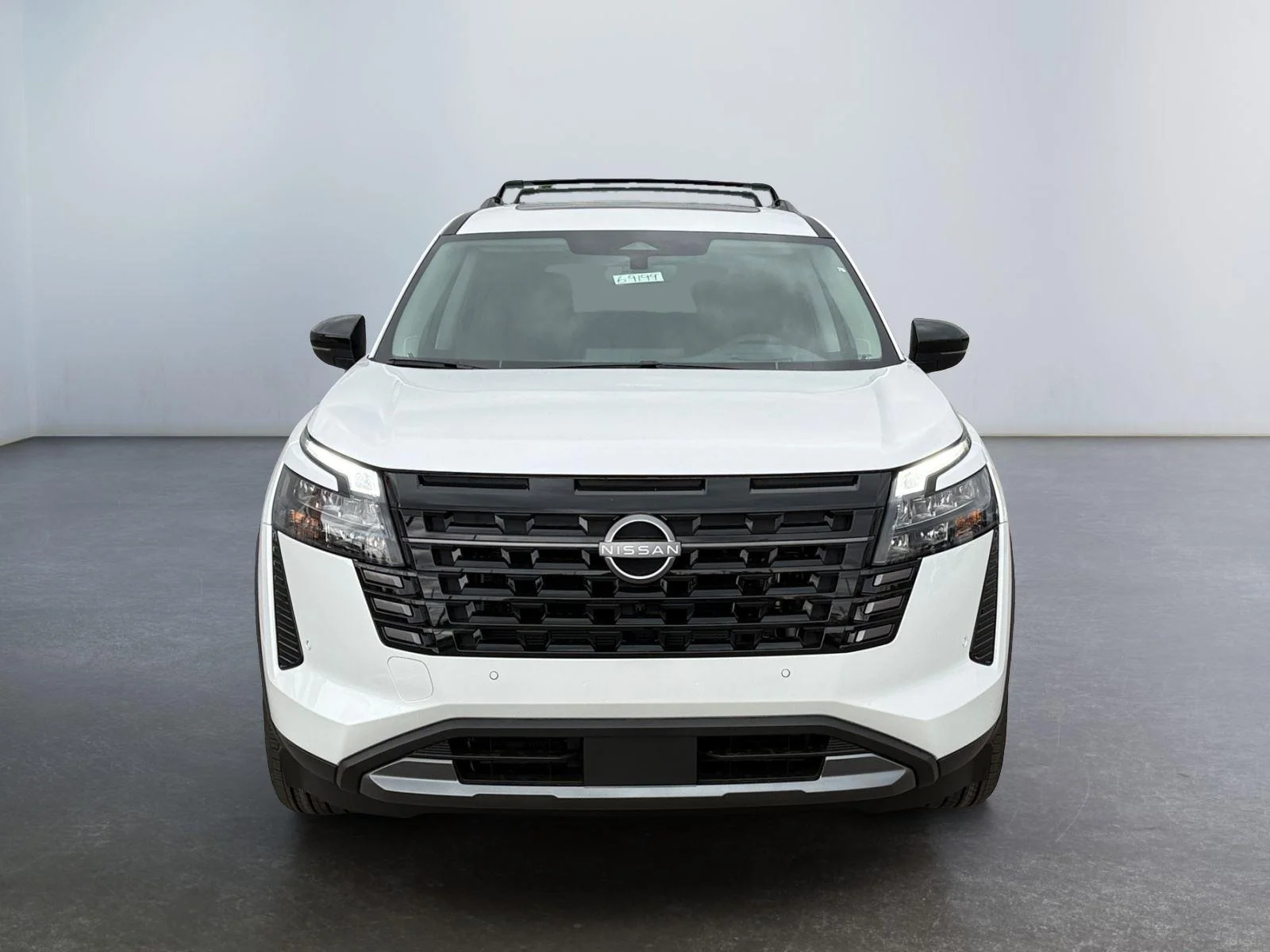 New 2026 Everest White Pearl Tricoat Nissan Platinum image 8