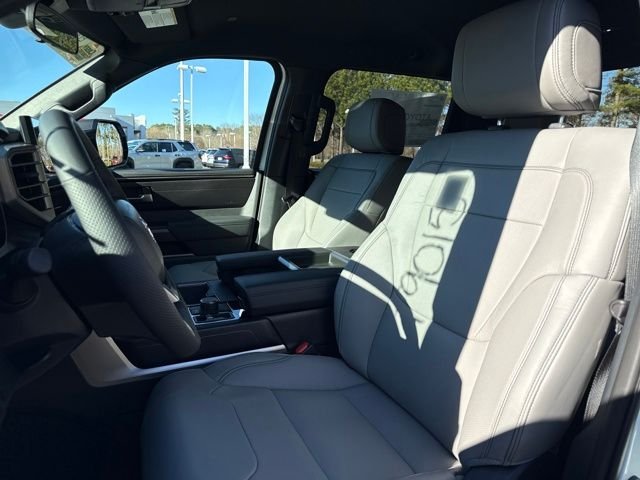 2026 Toyota Tundra SR5 - Photo 11