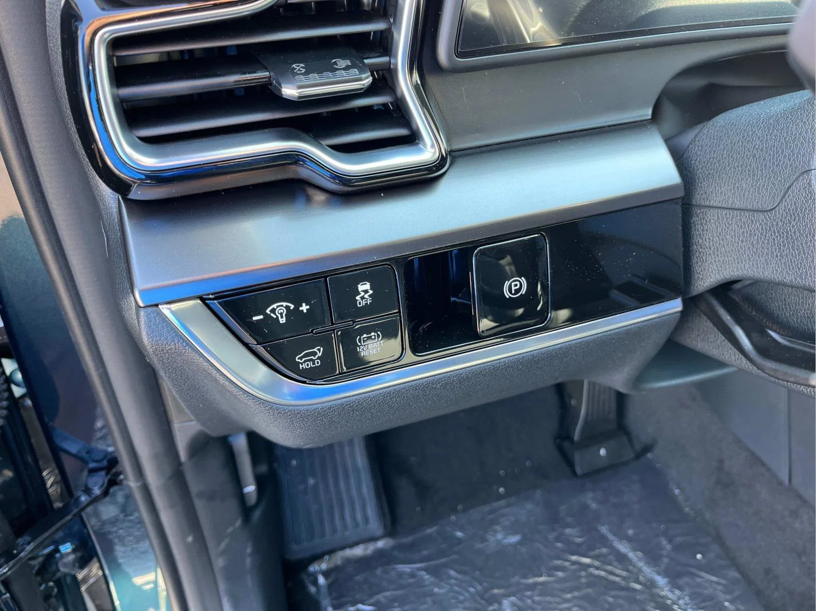 2025 Kia Sportage EX Hybrid - Photo 19