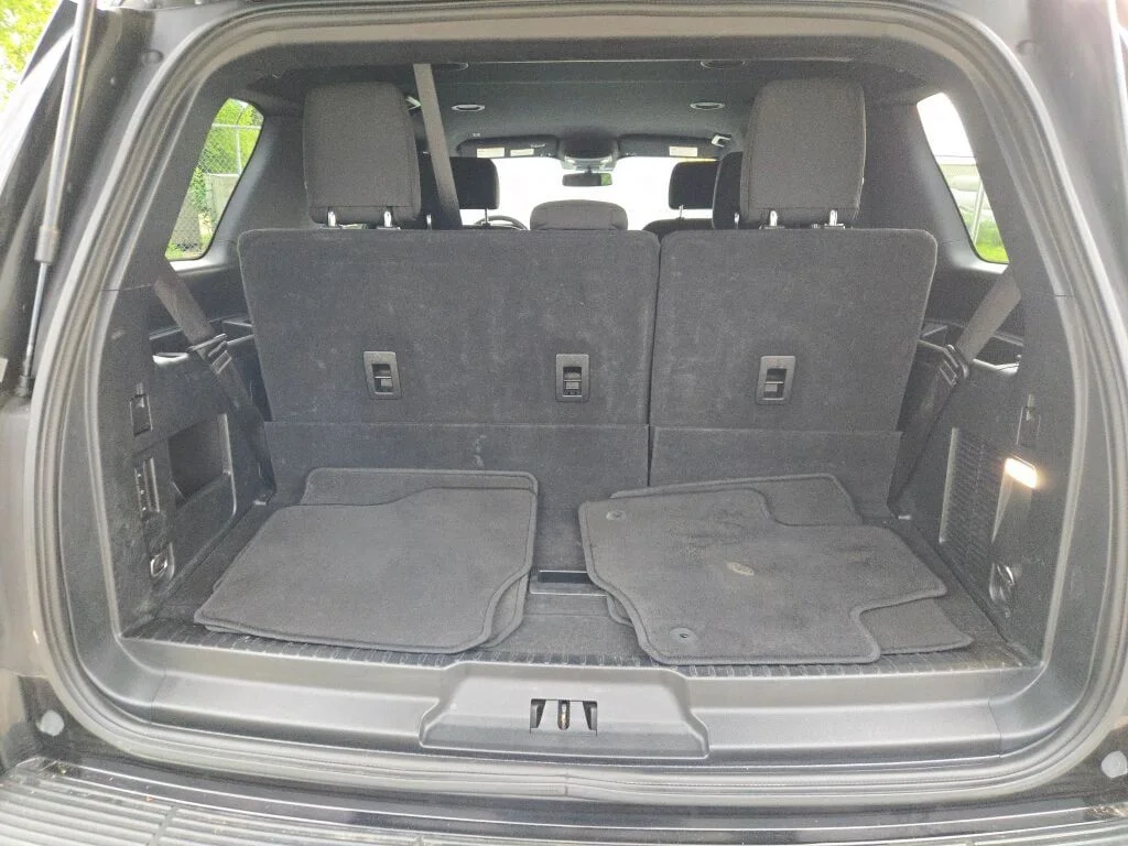 Used 2021 Black Ford XLT image 16