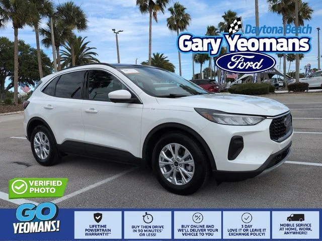 Used 2023 White Ford Active image 1
