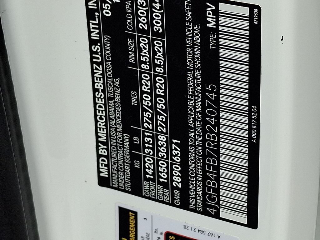 Certified Used 2024 White Mercedes-Benz GLE 350 image 26