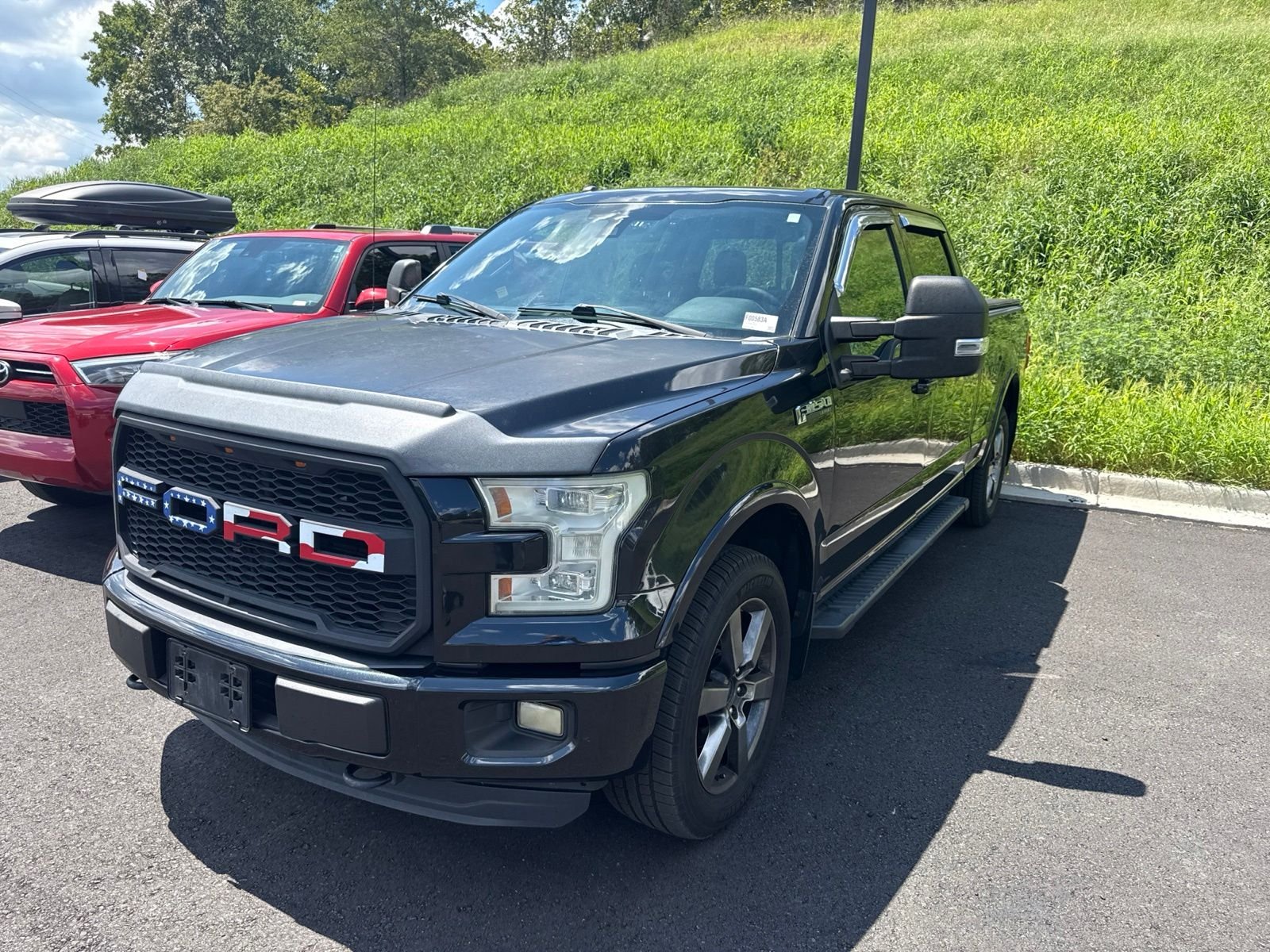 Used 2015 Black Ford Lariat image 1