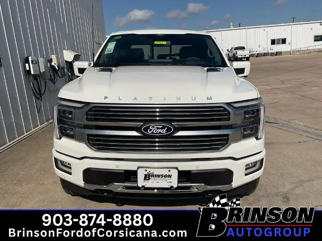 New 2026 Star White Metallic Tri-Coat Ford Platinum® image 25