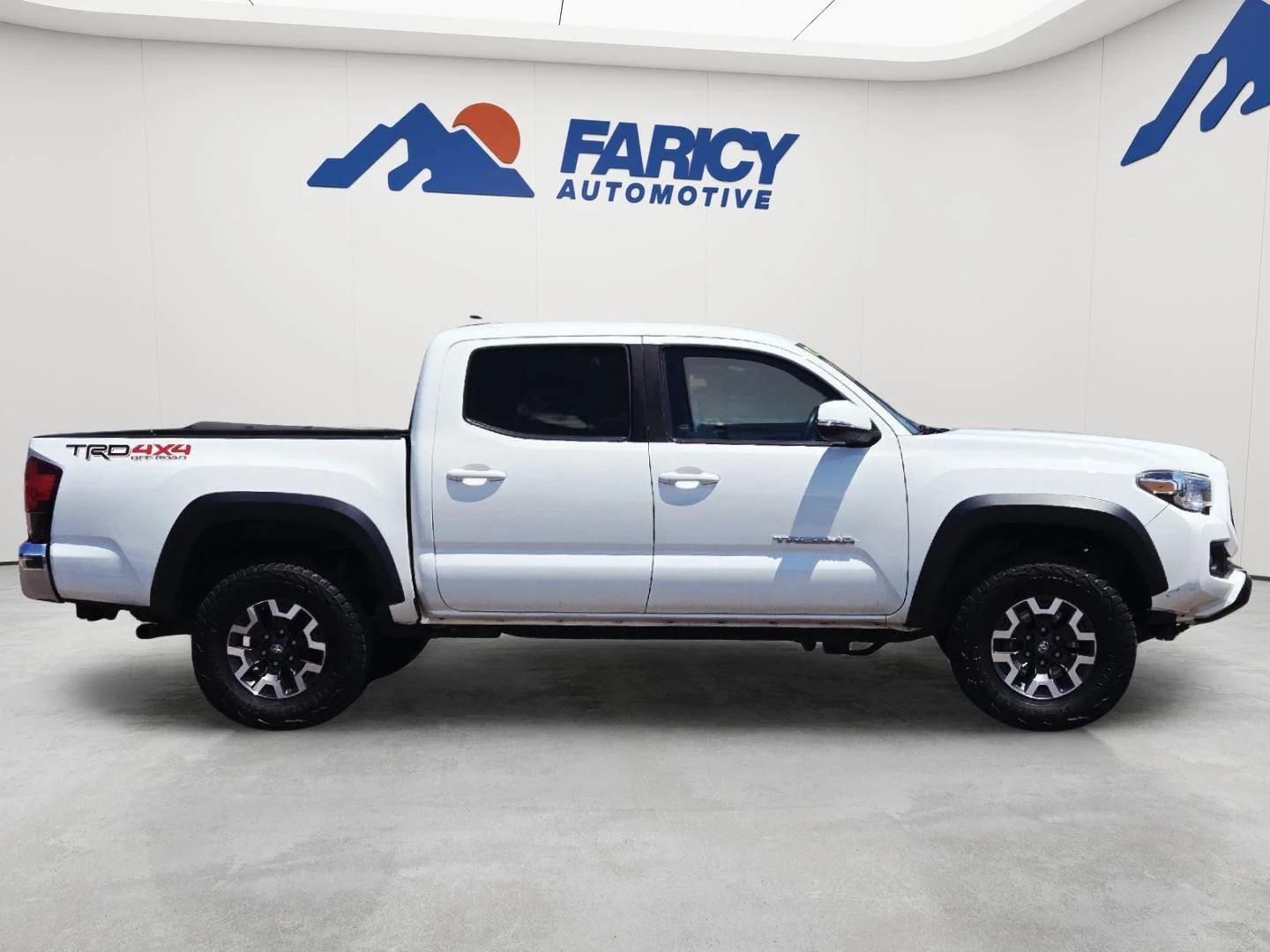 Used 2019 Super White Toyota TRD Off Road image 7